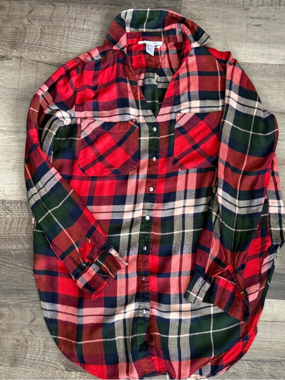 Urban Heritage 100% Rayon Red & Green Plaid Button-Up Flannel Shirt Size Medium